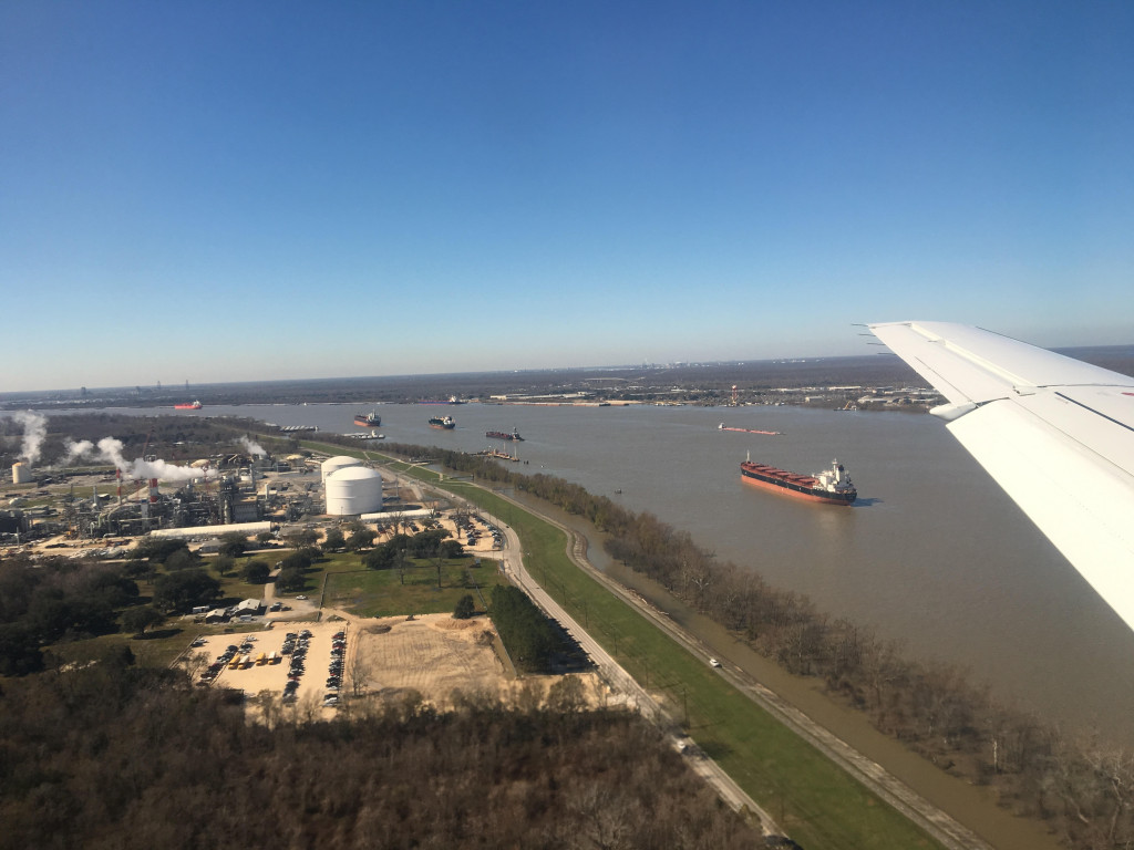 shreveport to new orleans landing on direct flight from shreveport